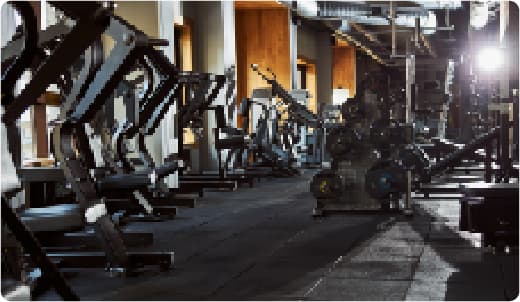 Wiseビル2階の24時間フィットネスジム LifeFit